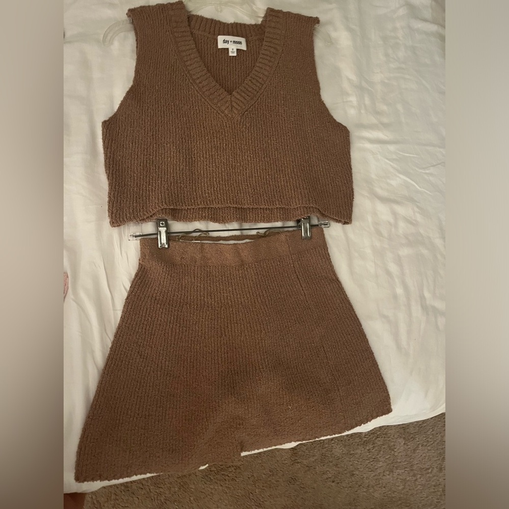 day and moon sweater set! very cute! worn once size S